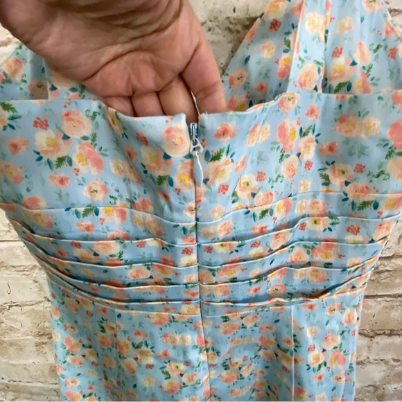 Lavish Alice Aria Pleated Tie Strap Midi Dress Blue Floral Size 6 NEW - Picture 8 of 10